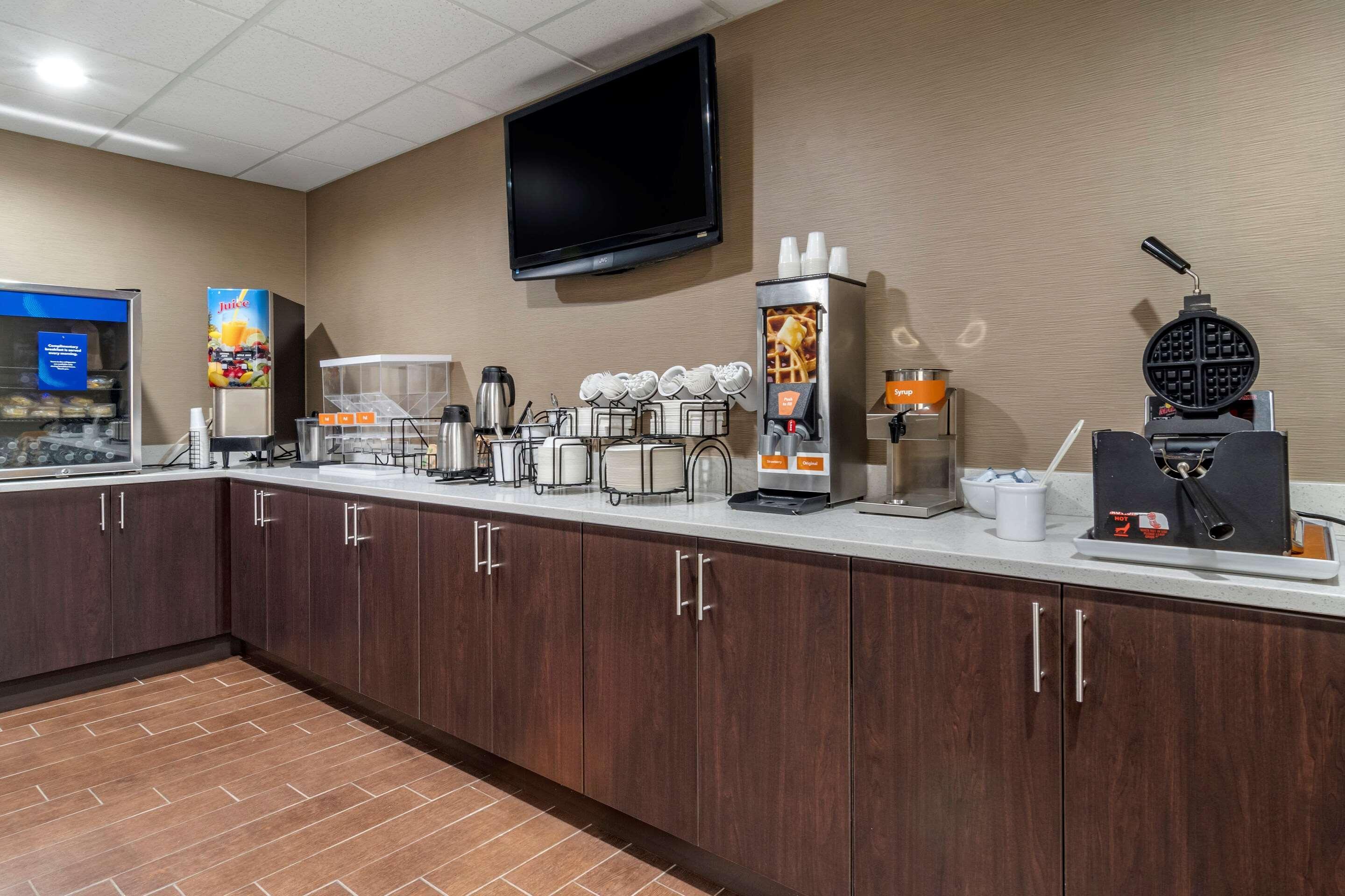 Comfort Inn & Suites Oxford South Exteriör bild