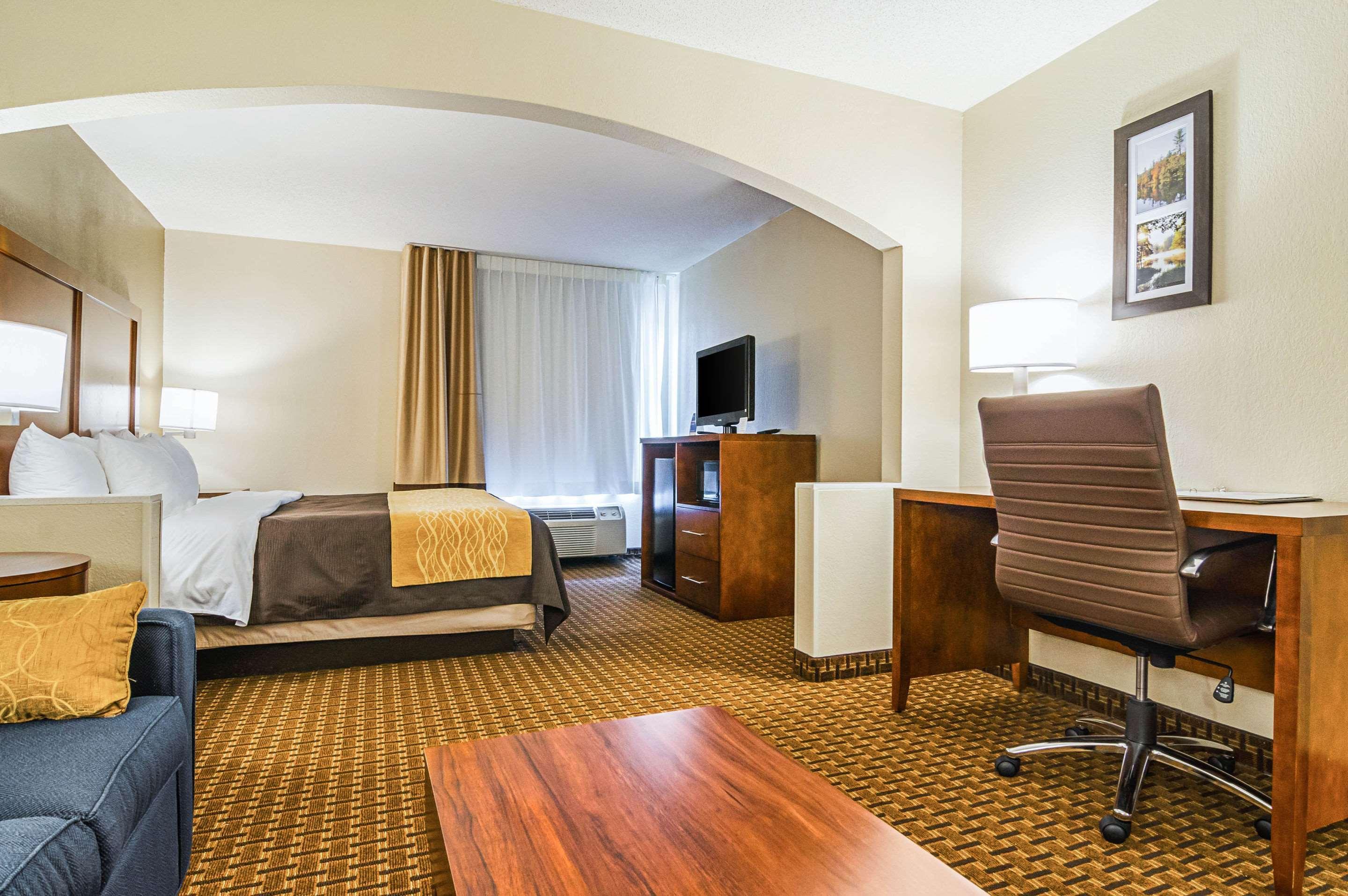 Comfort Inn & Suites Oxford South Exteriör bild